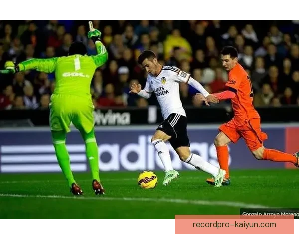 加亚对球队贡献持续稳定，状态备受关注。