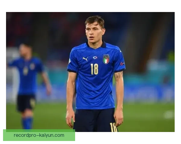 巴雷拉在国家队的表现持续提升，成为中场核心引领球队发展